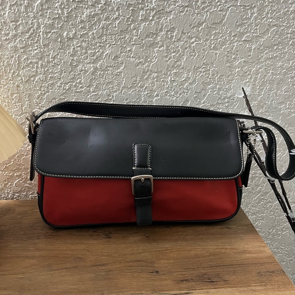 Coach Hamptons Flap Bag - Picture 1 of 11